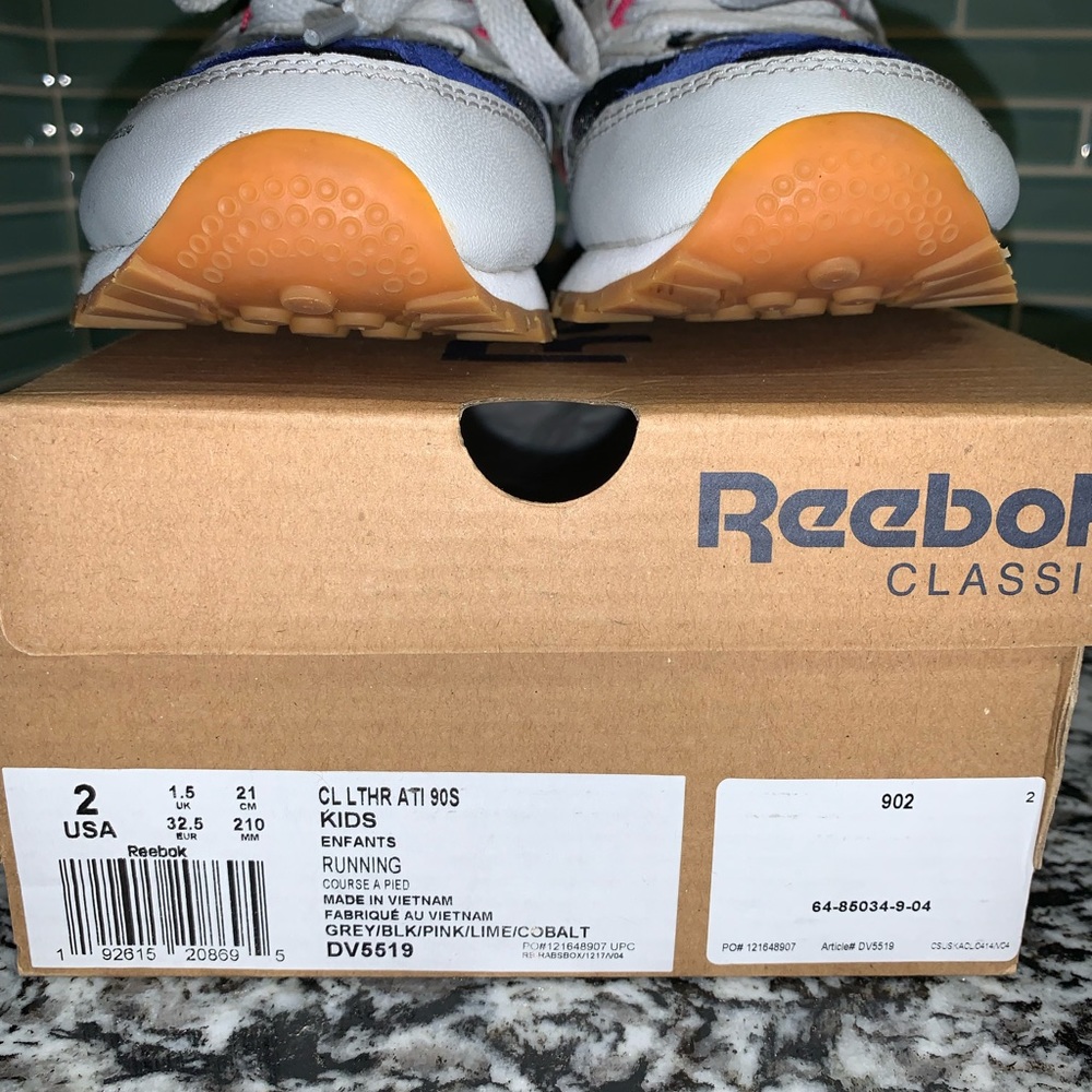 Kids multi-color Reebox, size 2. - Picture 4 of 4